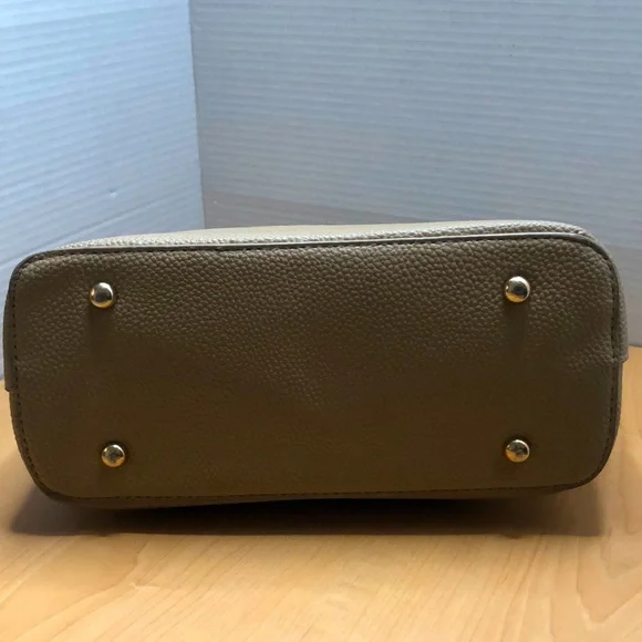 BEBE Faux Leather Purse - Picture 4 of 11